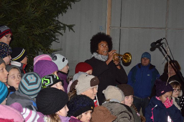 I. Adventní jarmark a rozsvícení vánočního stromu